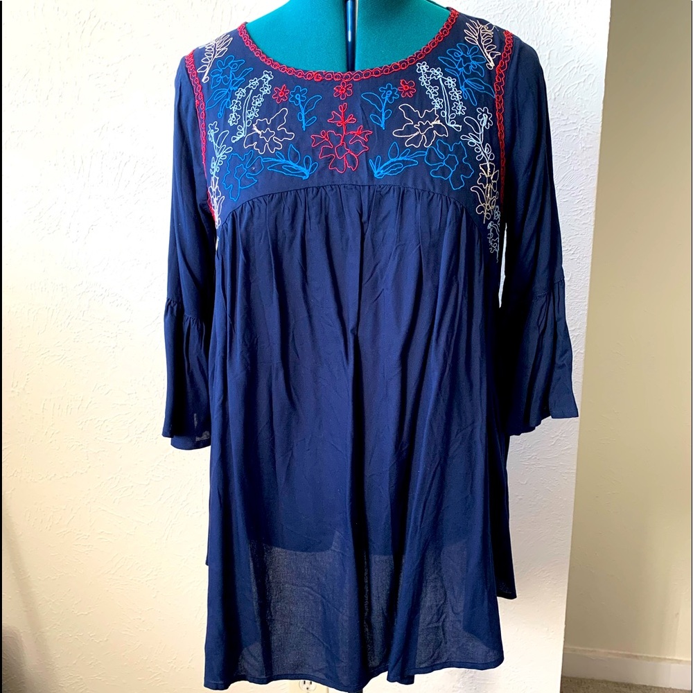 NWT French Connection Embroidered Tunic. XL